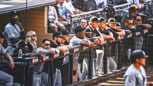 MLB Trending Image: White Sox set MLB record with 121st loss in a season